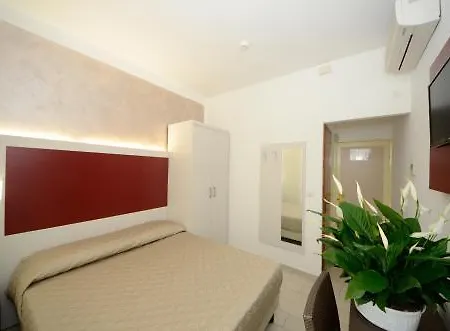 Lido Mazzini Szálloda 2*