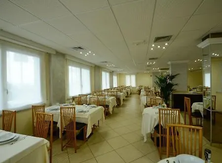 Lido Mazzini 2* Loano