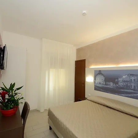 Lido Mazzini Szálloda 2*