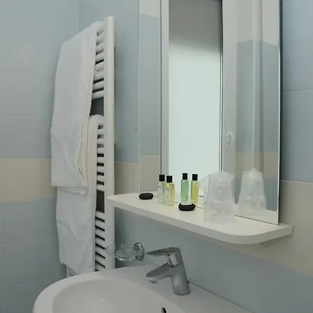 Lido Mazzini 2* Loano