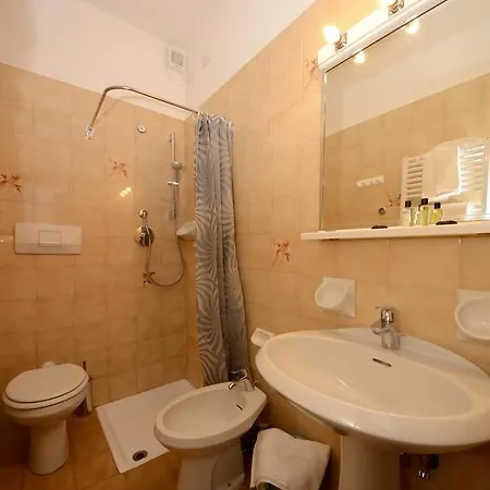 Hotel Lido Mazzini Loano