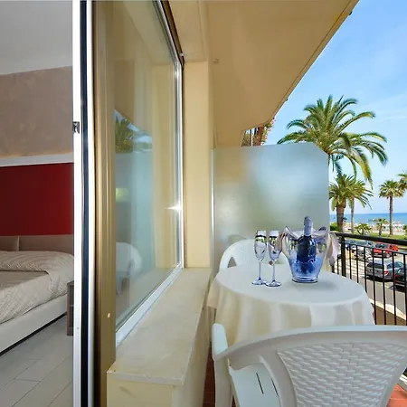 Lido Mazzini Hotel Loano