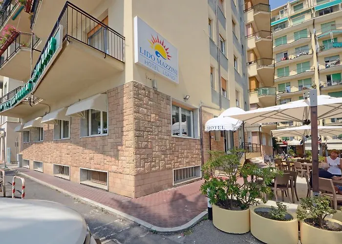 Lido Mazzini Отель Лоано
